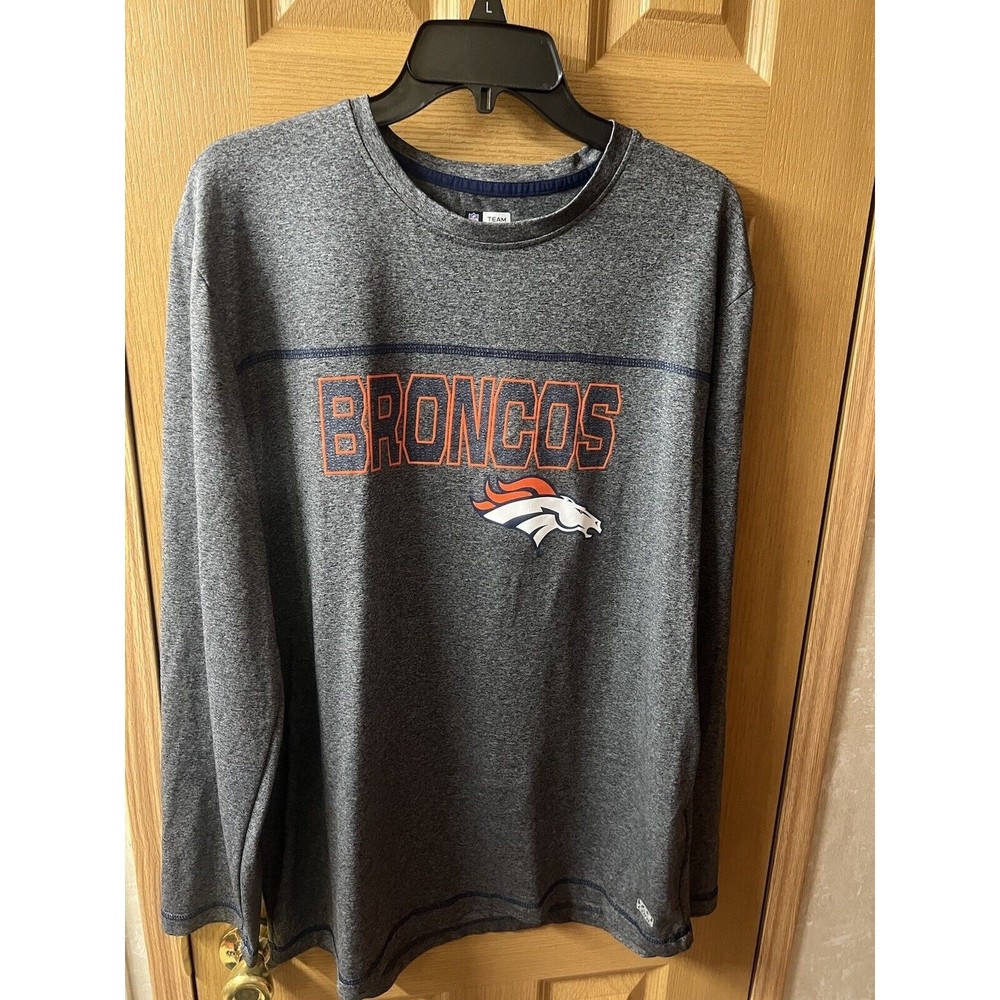 Denver Broncos long sleeve t shirt Large